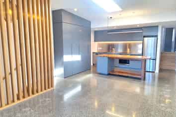 43D Nelson Street, Petone