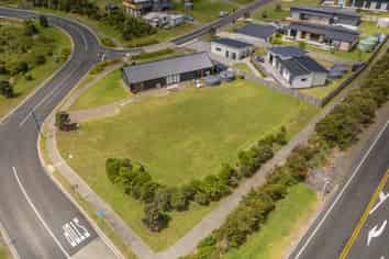 4 Longreach Drive, Cooks Beach