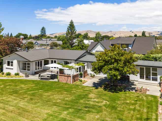 13 Adams Lane, Springlands