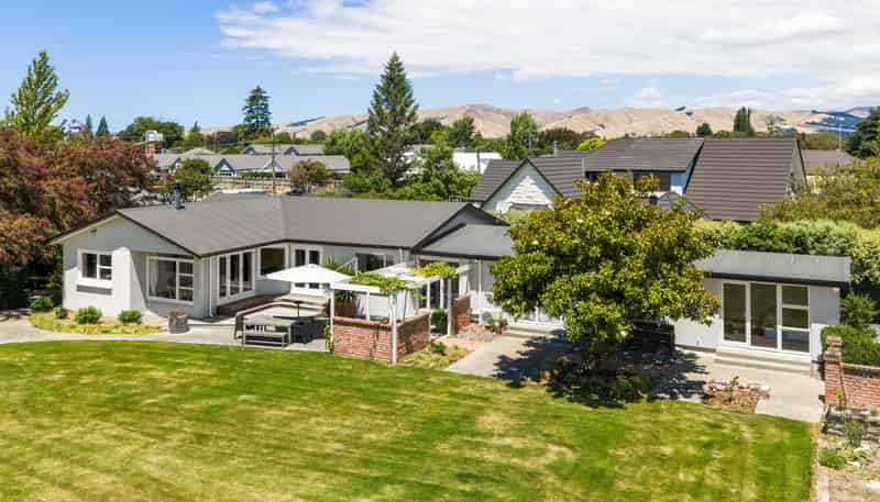 13 Adams Lane, Springlands