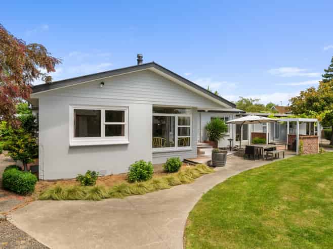 13 Adams Lane, Springlands