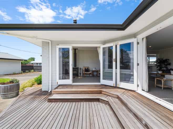 13 Adams Lane, Springlands