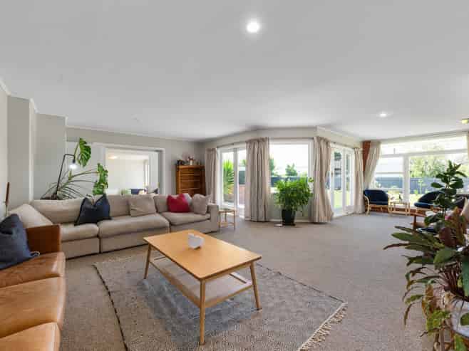 13 Adams Lane, Springlands