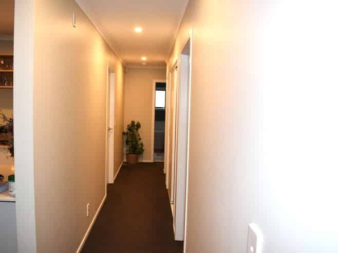 25 Te Ara o Roimata, Wainuiomata