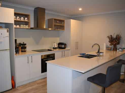 25 Te Ara o Roimata, Wainuiomata