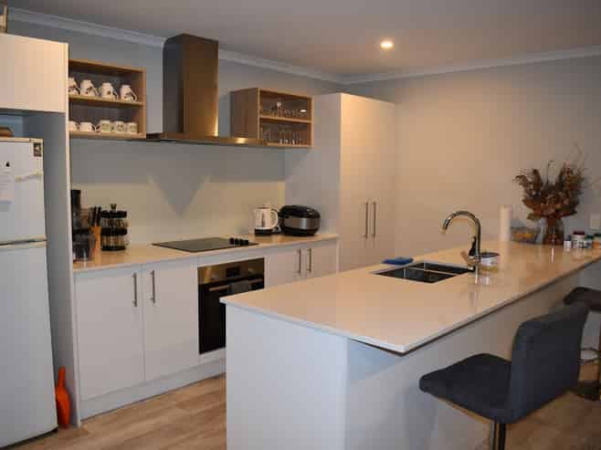 25 Te Ara o Roimata, Wainuiomata