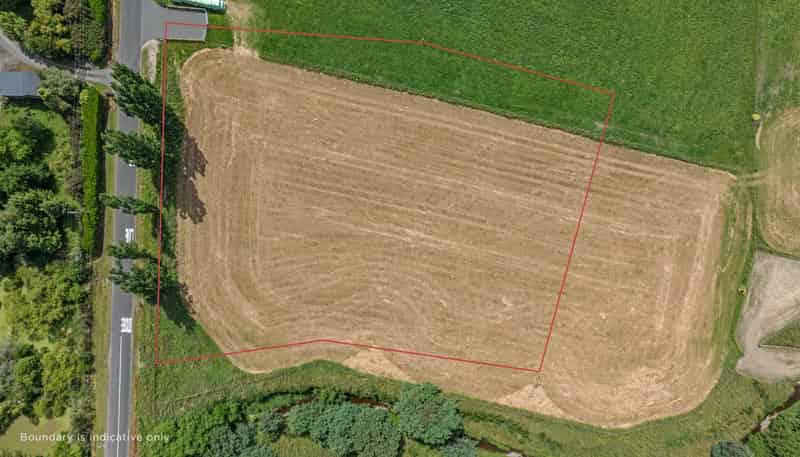 15 Junction Road, Halcombe