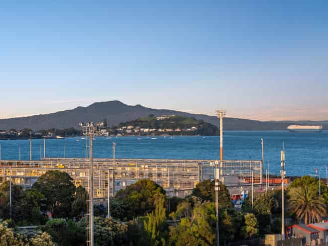 6C/118 Gladstone Road, Parnell