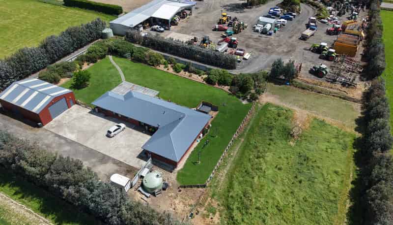 185 Centre Road, Momona