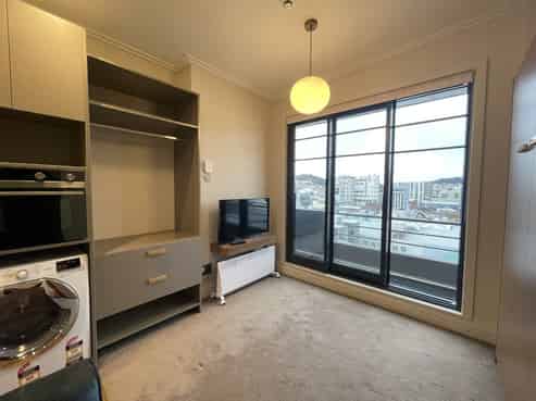 702B/8 Chaffers Street, Te Aro