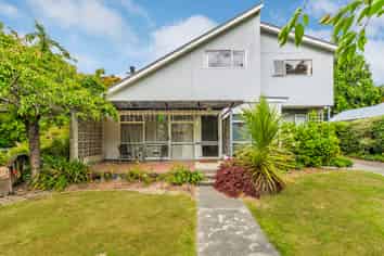 80 High Street, SOUTHBRIDGE