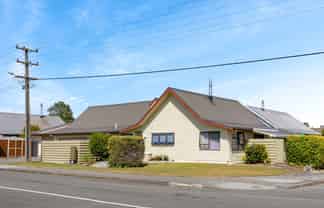 92 Henley Street, Westport