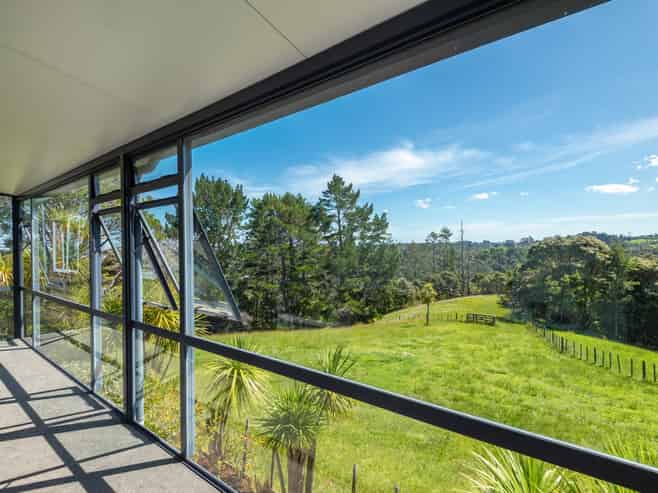 208 Albany Heights Road, Albany Heights