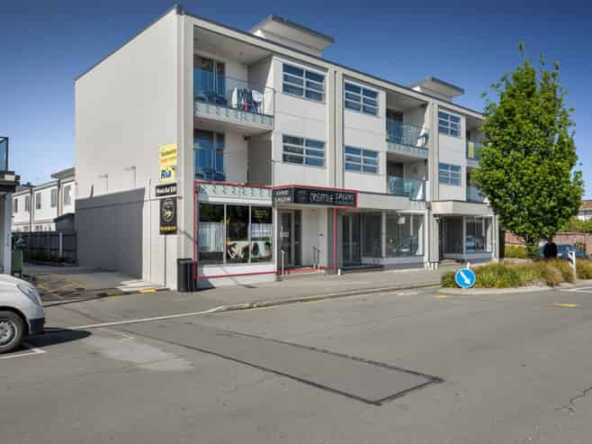 For Lease - Fully Fitted Hair Salon