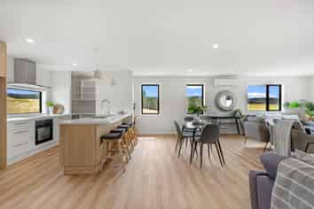 150 La Mer View, Redwood Valley