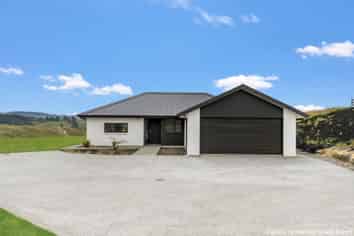 150 La Mer View, Redwood Valley