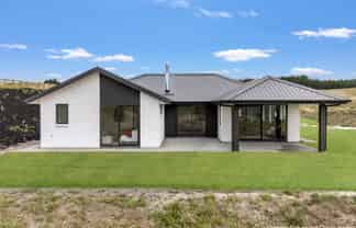 150 La Mer View, Redwood Valley