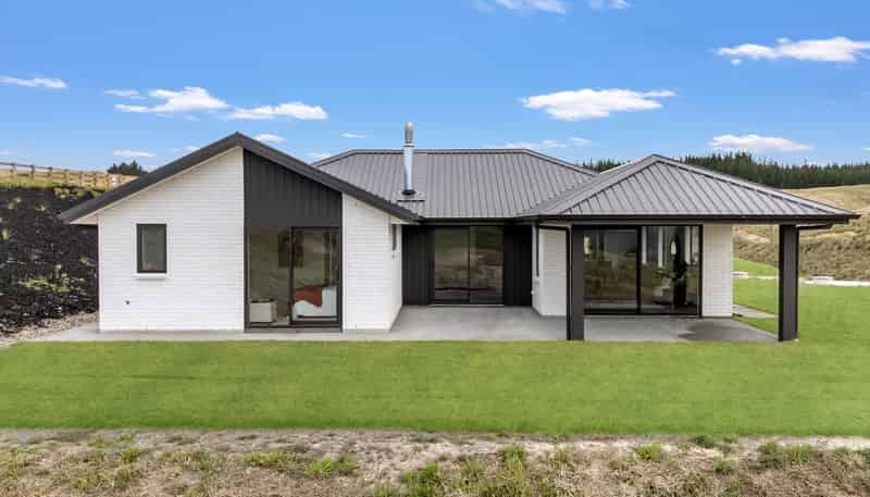 150 La Mer View, Redwood Valley