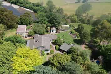 124 Awahou South Road, Ashhurst