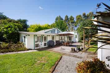 124 Awahou South Road, Ashhurst