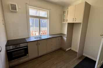 215 Sewell Street, Hokitika