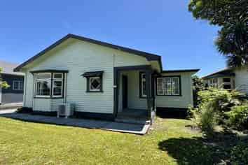 215 Sewell Street, Hokitika