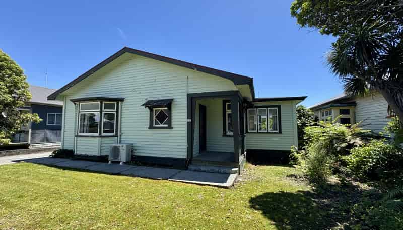 215 Sewell Street, Hokitika