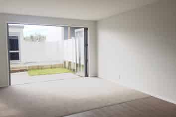 196 Seventh View Ave, Beachlands