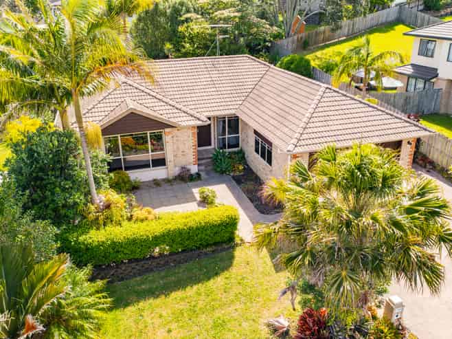8 Landvale Court, Browns Bay