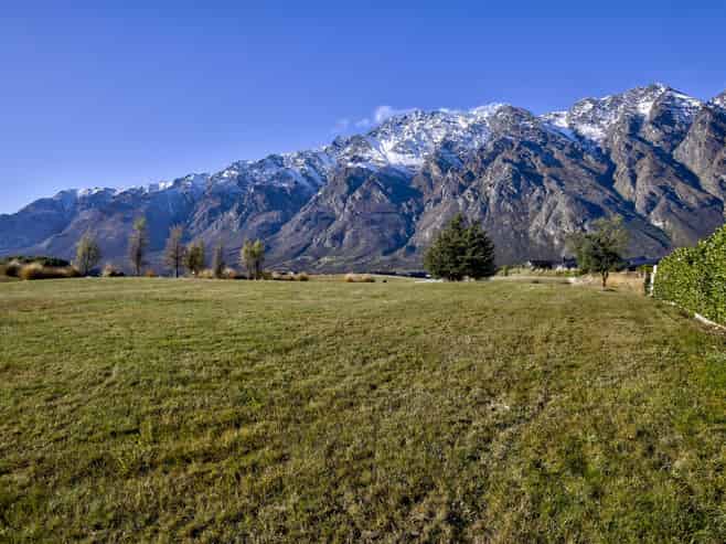 9 Cunninghams Drive, Jacks Point