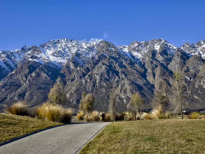 9 Cunninghams Drive, Jacks Point