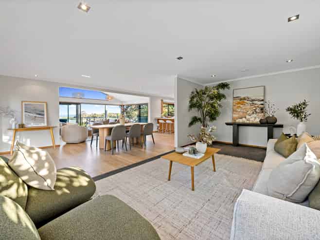 163 West Harbour Drive, West Harbour