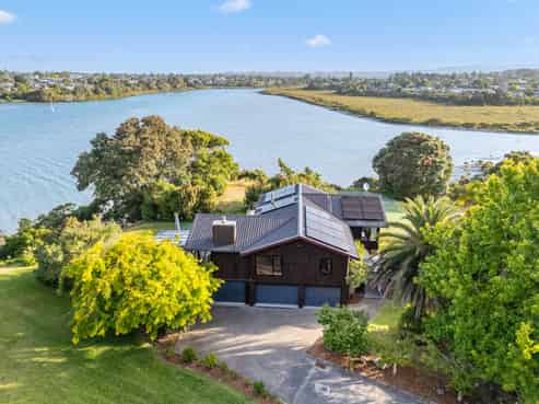 163 West Harbour Drive, West Harbour