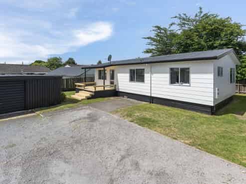 1/14 Tawa Street, Hilltop