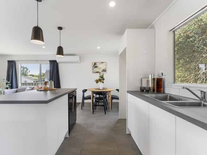 1/14 Tawa Street, Hilltop