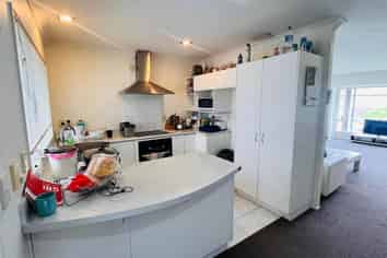 2/1 Amadeus Place, Northpark