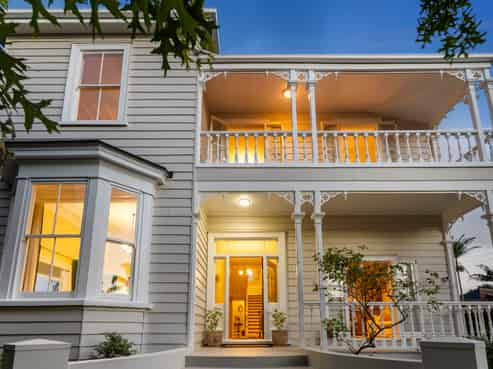 14 Nelson Street, Helensville