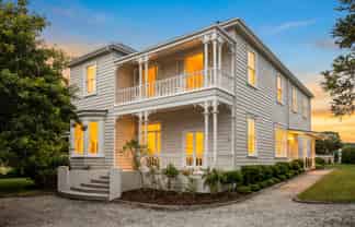 14 Nelson Street, Helensville