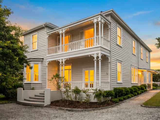 14 Nelson Street, Helensville