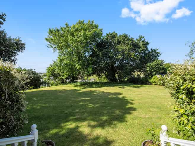 14 Nelson Street, Helensville