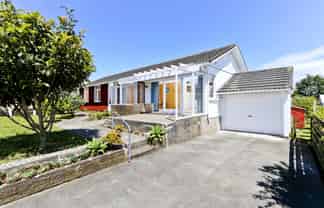 15 Tiverton Road, Avondale