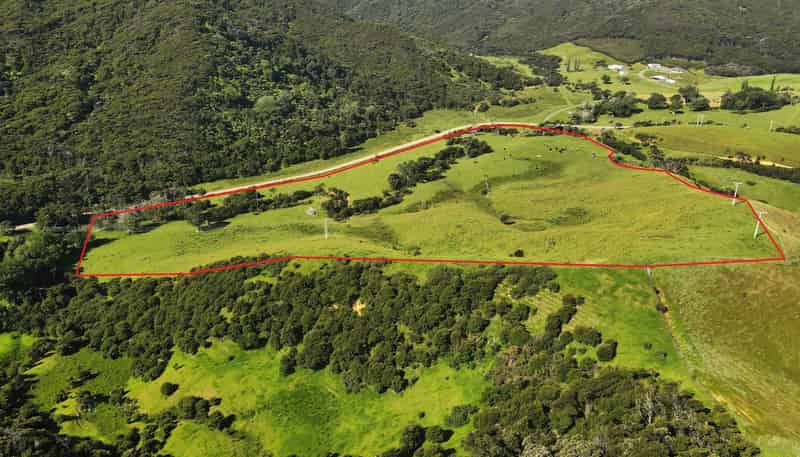 593 Port Charles Road, Port Charles