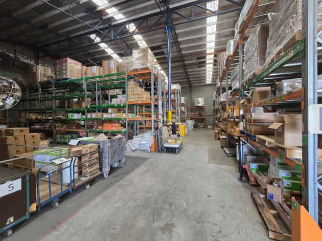 Extensive & Modern industrial Packaging House 