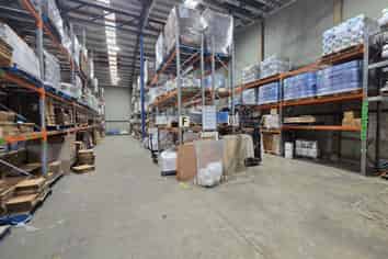 Extensive & Modern industrial Packaging House 