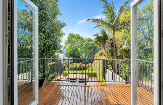 11D Cathedral Place , Parnell