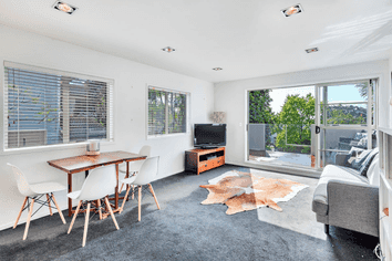 11D Cathedral Place , Parnell