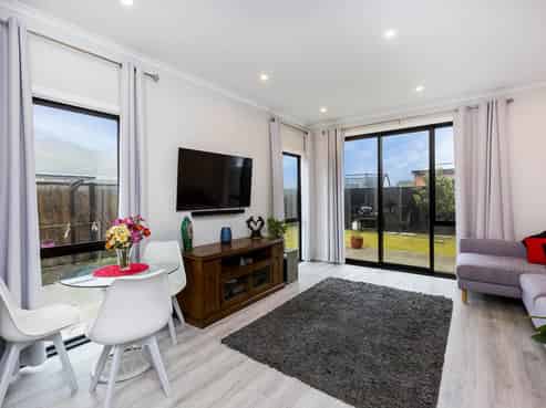 8 Gloaming Lane, Wallaceville