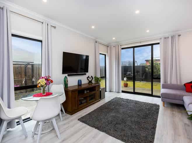 8 Gloaming Lane, Wallaceville