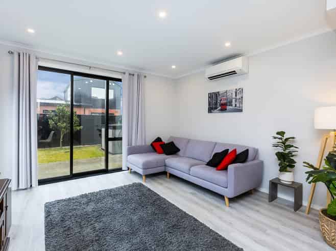 8 Gloaming Lane, Wallaceville