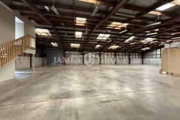 Affordable Warehouse + Minimal Office | 650m²
